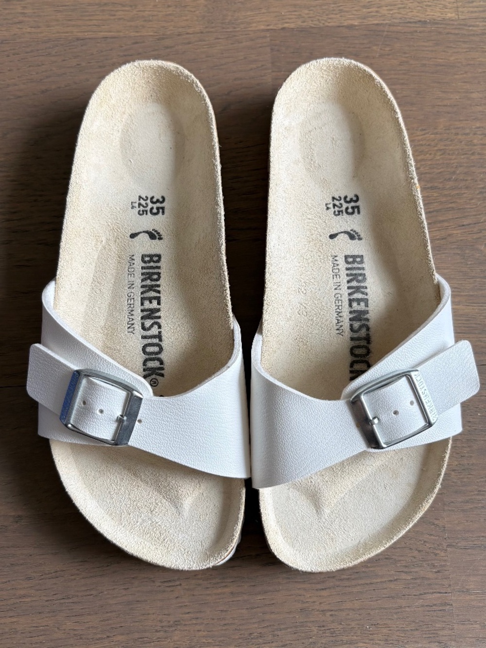 Birkenstock Madrid White Slide Size EU 35 - Picture 5 of 16